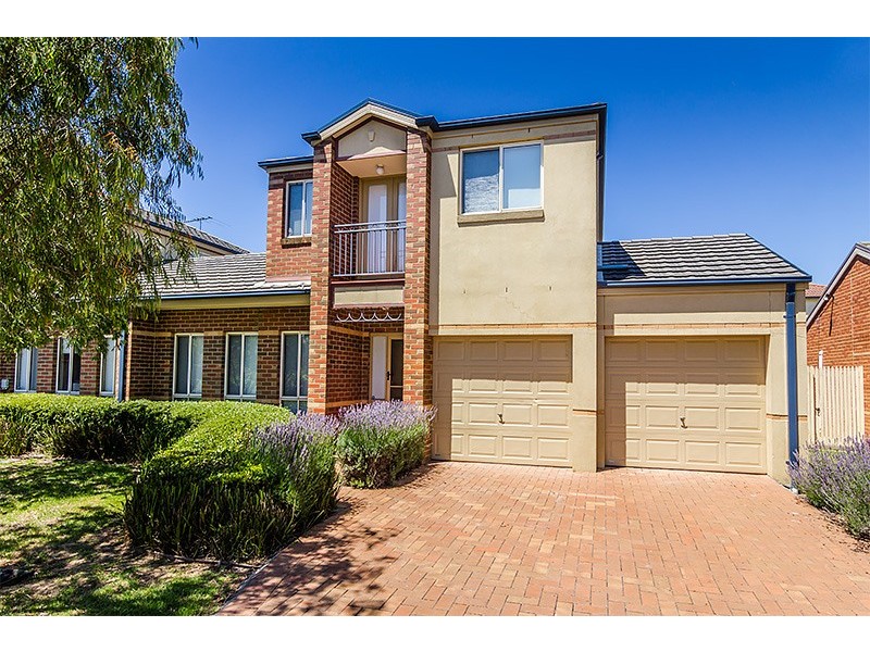 7 Kirren Close, Cranbourne VIC 3977