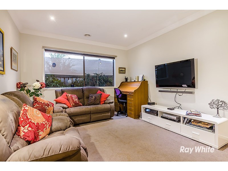 15 Livida Circuit, Lyndhurst VIC 3975