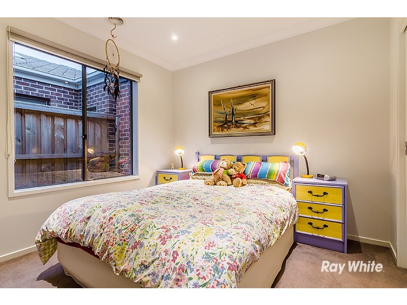 15 Livida Circuit, Lyndhurst VIC 3975