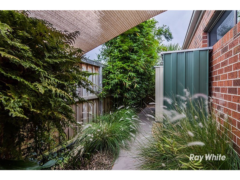 15 Livida Circuit, Lyndhurst VIC 3975