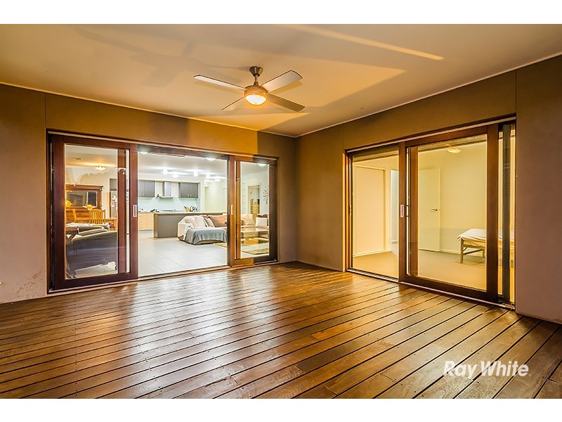 5 Gabitt Street, Cranbourne East VIC 3977