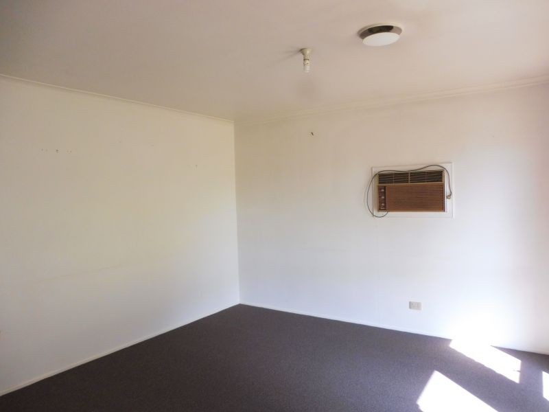 8 Eliza Street, Cranbourne North VIC 3977