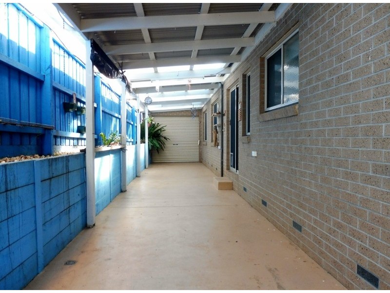 16 Summerhill Boulevard, Drouin VIC 3818