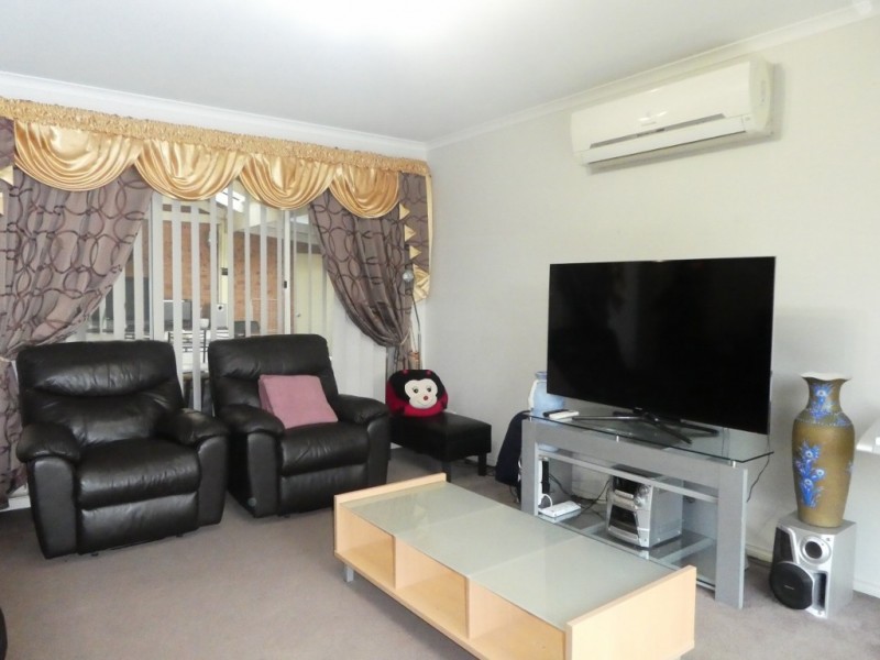 3 Nandaly Place, Cranbourne West VIC 3977