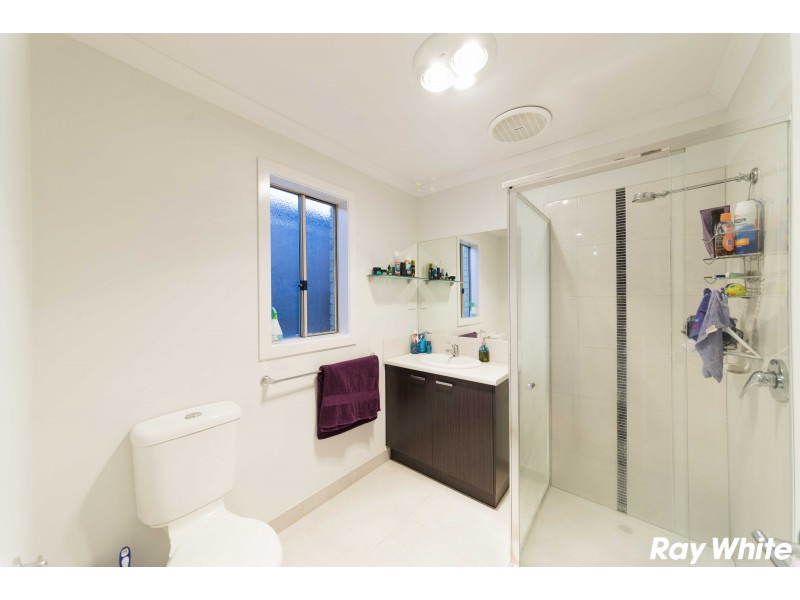 8 Braestar Street, Cranbourne VIC 3977