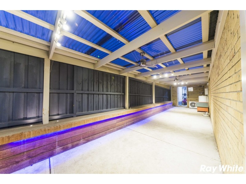 8 Braestar Street, Cranbourne VIC 3977