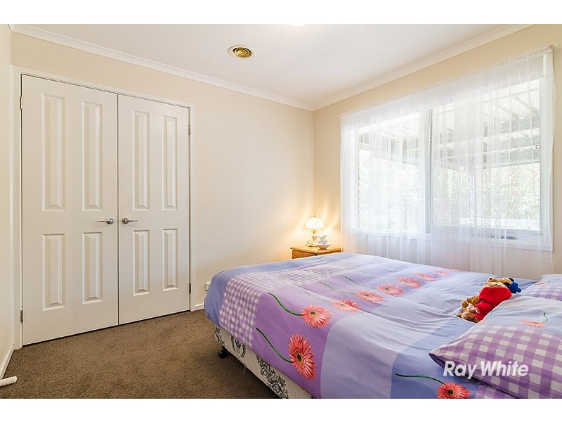 12 Rowen Court, Cranbourne North VIC 3977
