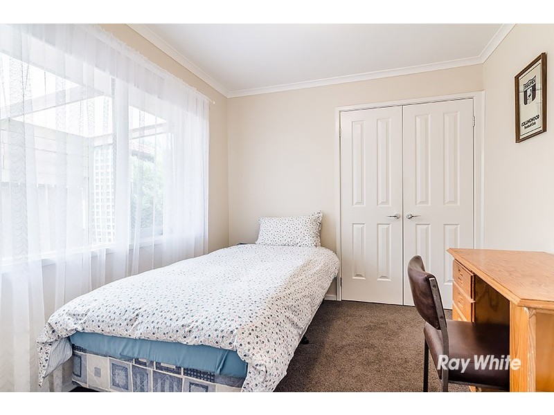 12 Rowen Court, Cranbourne North VIC 3977