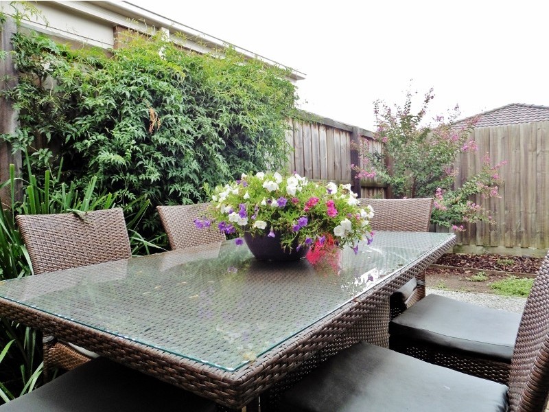 16 Shorey Place, Cranbourne West VIC 3977