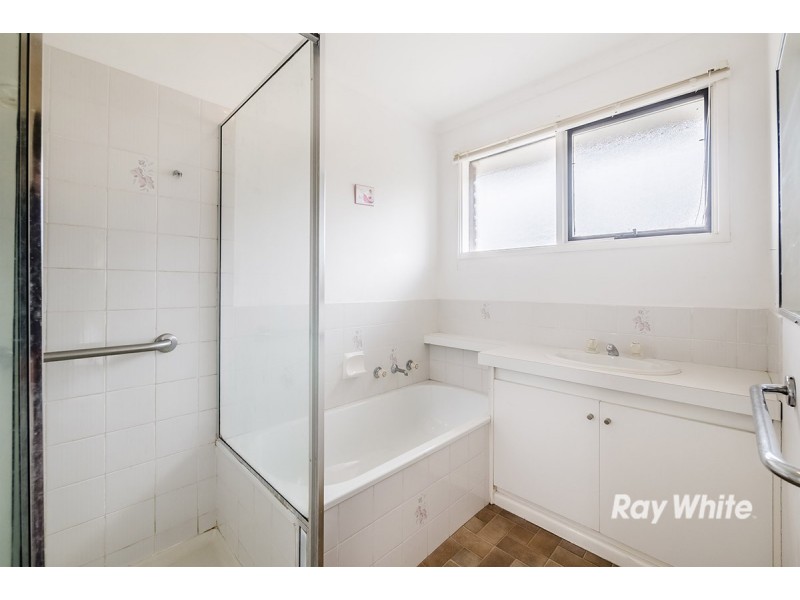 12 Hoop Pine Court, Cranbourne North VIC 3977