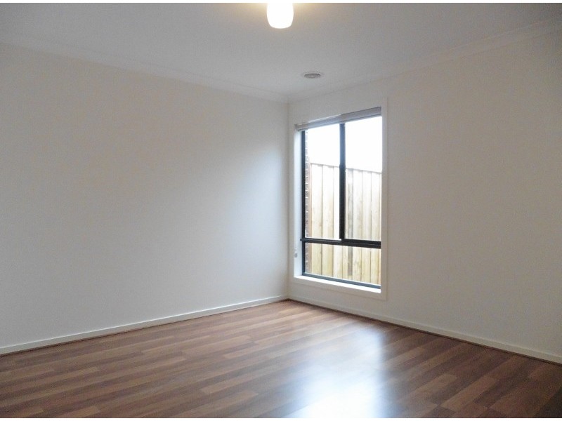 64 Bona Vista Rise, Clyde VIC 3978