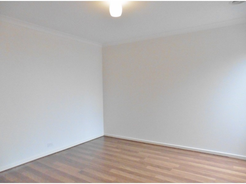 64 Bona Vista Rise, Clyde VIC 3978