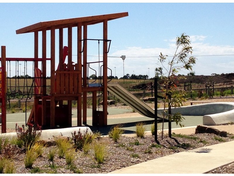 64 Bona Vista Rise, Clyde VIC 3978