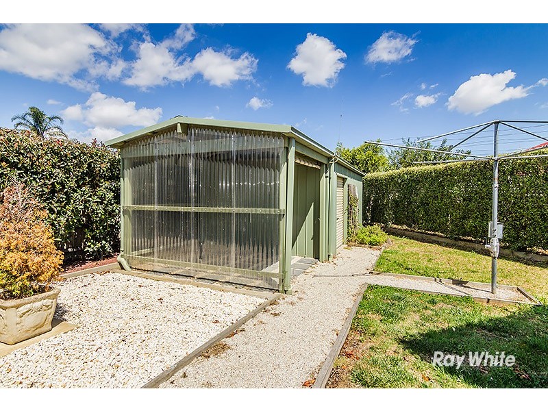 3 Filbert Court, Cranbourne North VIC 3977
