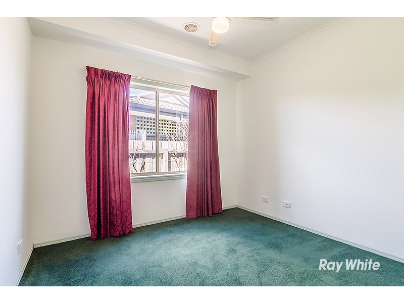 3 Filbert Court, Cranbourne North VIC 3977