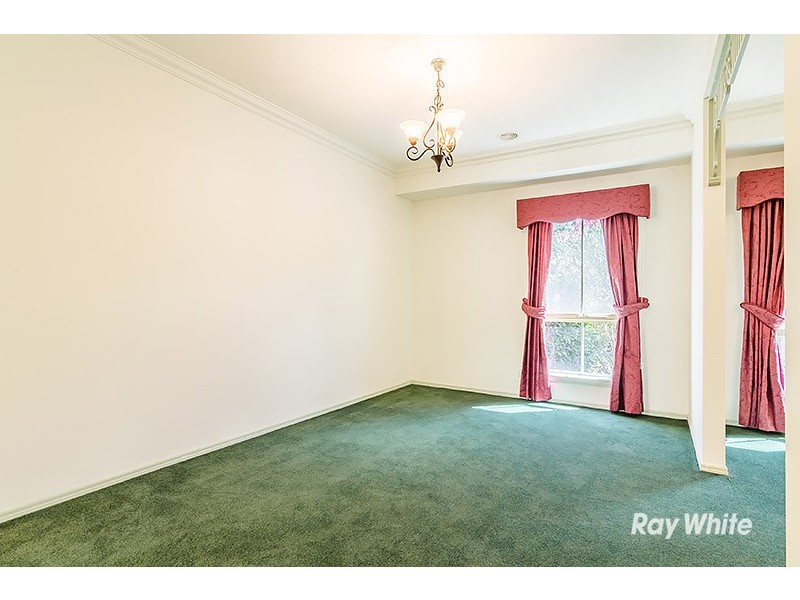 3 Filbert Court, Cranbourne North VIC 3977