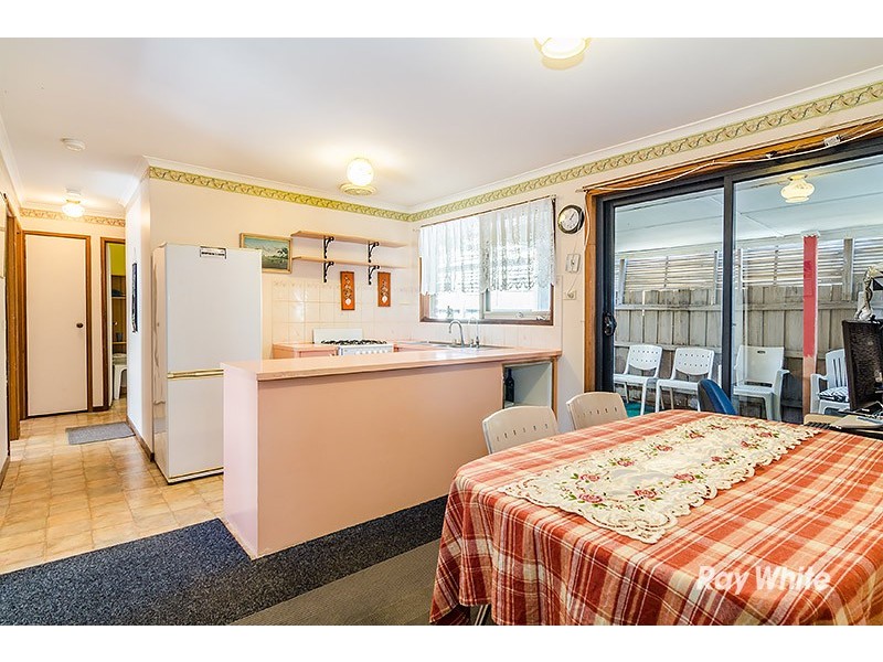 2 Marnie Drive, Cranbourne West VIC 3977