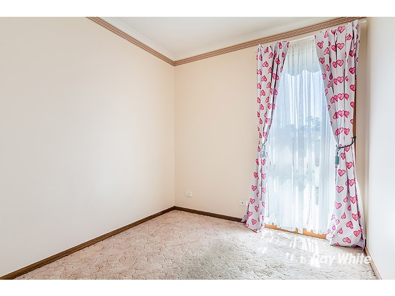 2 Marnie Drive, Cranbourne West VIC 3977