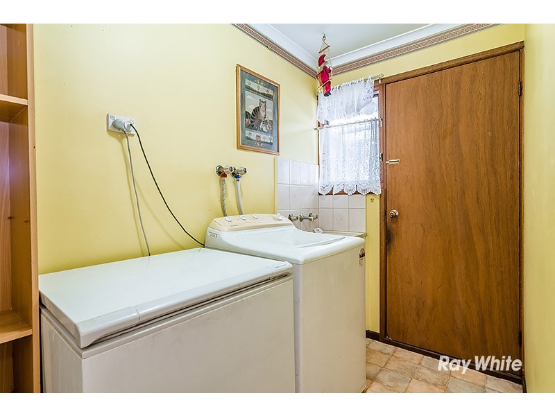 2 Marnie Drive, Cranbourne West VIC 3977