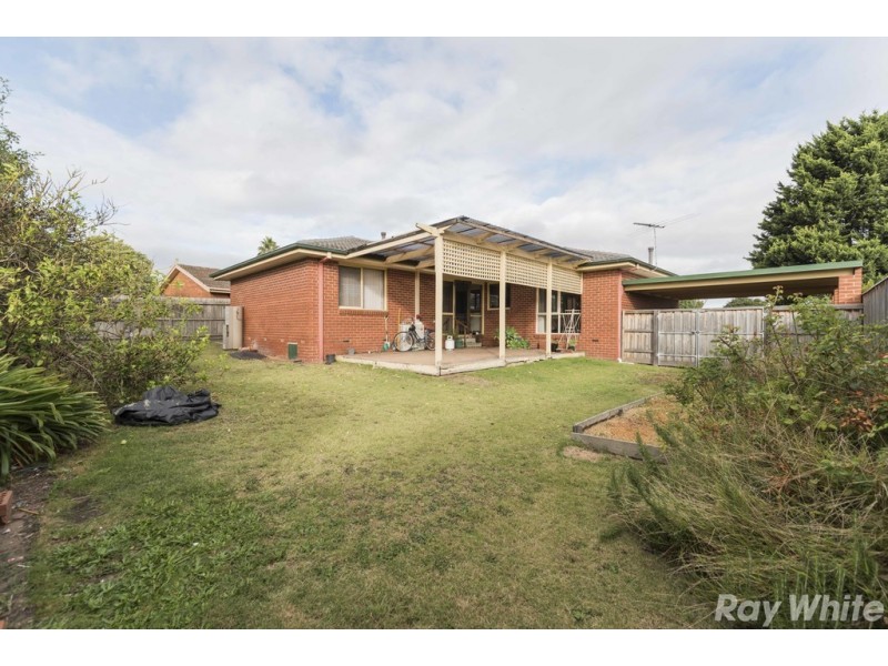 7 Bligh Close, Cranbourne North VIC 3977