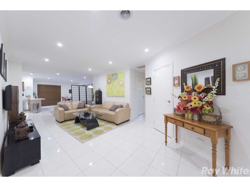 15A Rebecca Court, Cranbourne North VIC 3977
