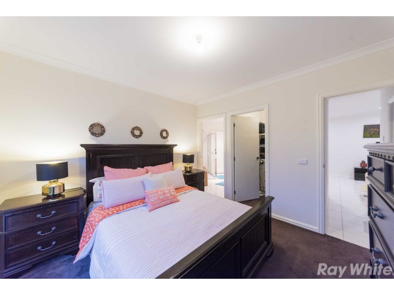 15A Rebecca Court, Cranbourne North VIC 3977
