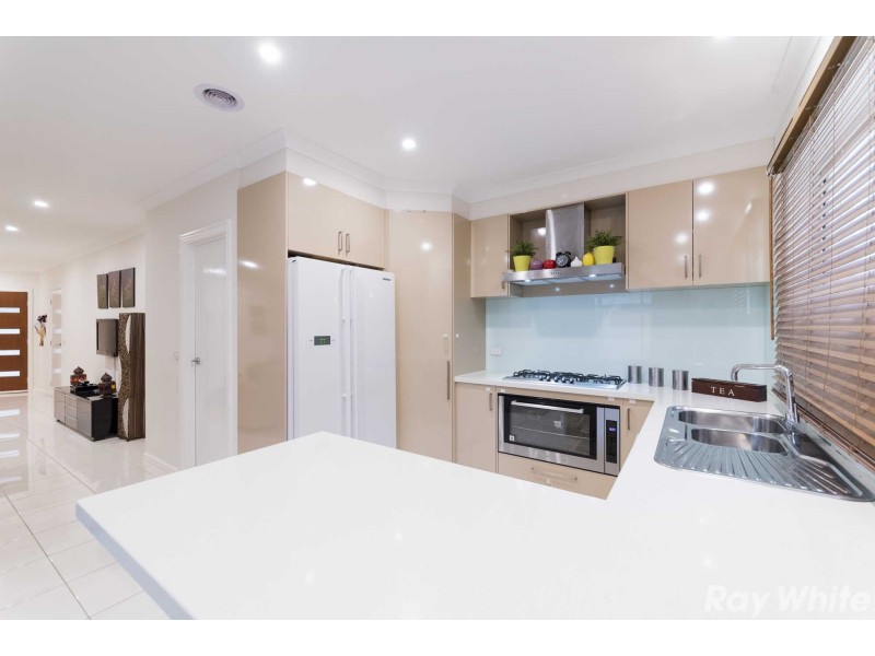 15A Rebecca Court, Cranbourne North VIC 3977