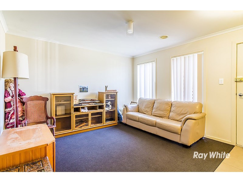 4 Fiscus Court, Cranbourne VIC 3977