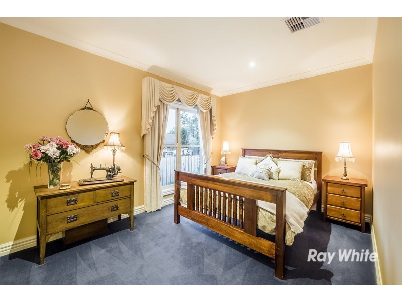 10 Gardenia Court, Narre Warren South VIC 3805