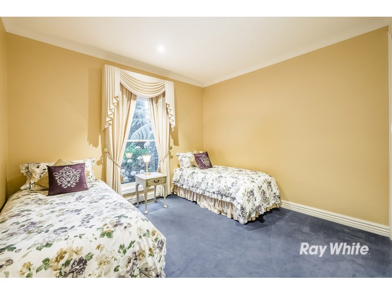 10 Gardenia Court, Narre Warren South VIC 3805