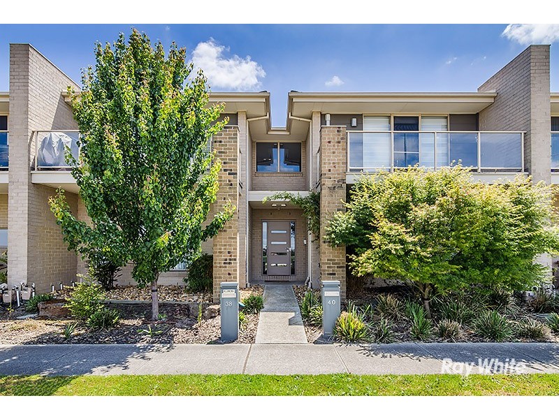38 Aleppo Place, Cranbourne VIC 3977