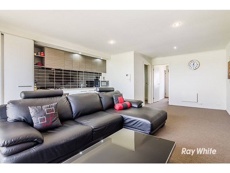 38 Aleppo Place, Cranbourne VIC 3977