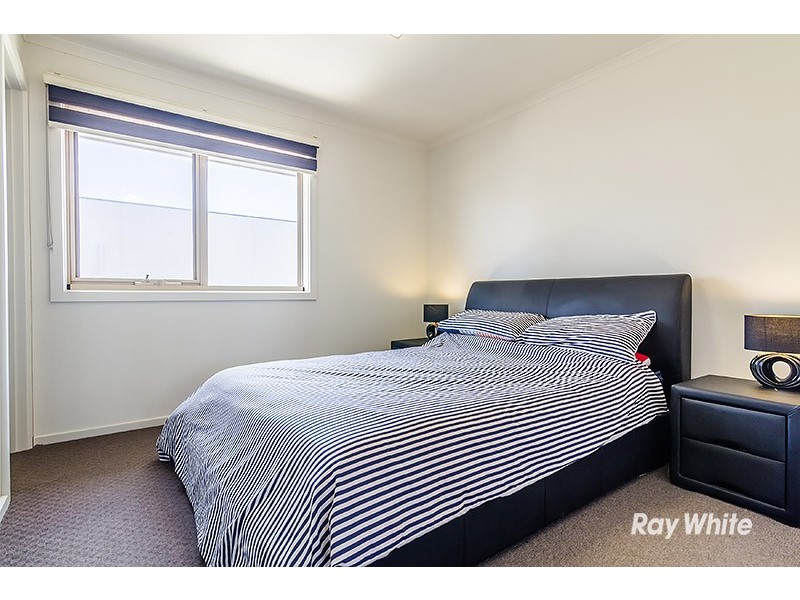 38 Aleppo Place, Cranbourne VIC 3977