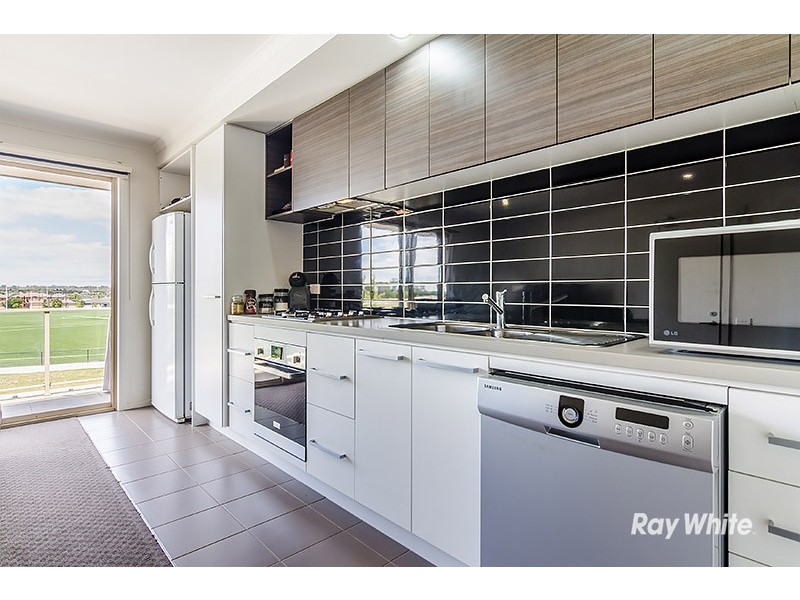 38 Aleppo Place, Cranbourne VIC 3977
