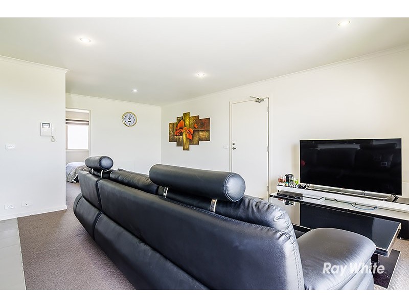 38 Aleppo Place, Cranbourne VIC 3977
