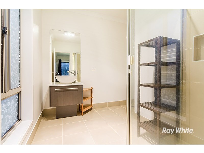 7 Morphetville Street, Clyde North VIC 3978