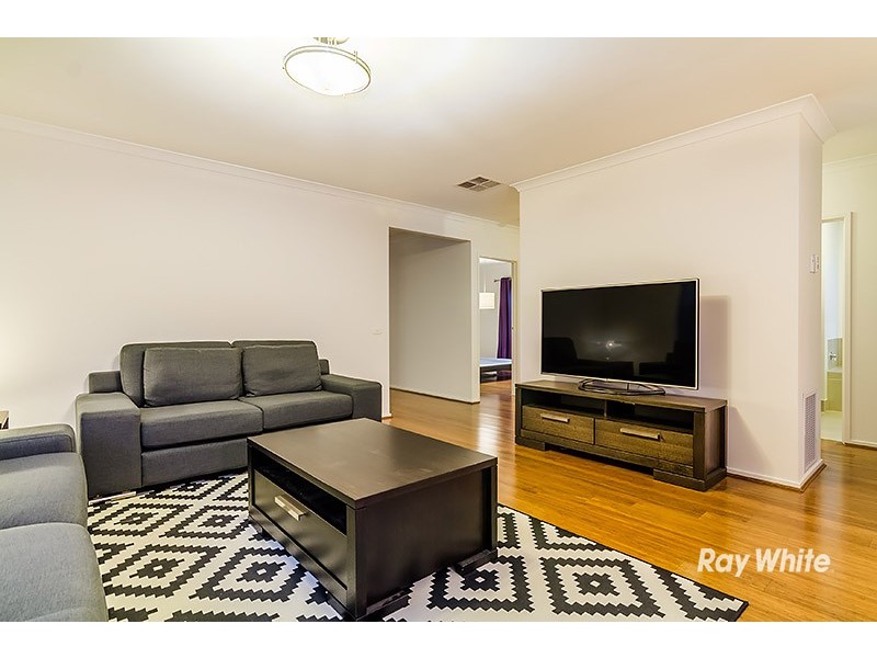 7 Morphetville Street, Clyde North VIC 3978