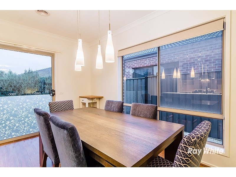 7 Morphetville Street, Clyde North VIC 3978