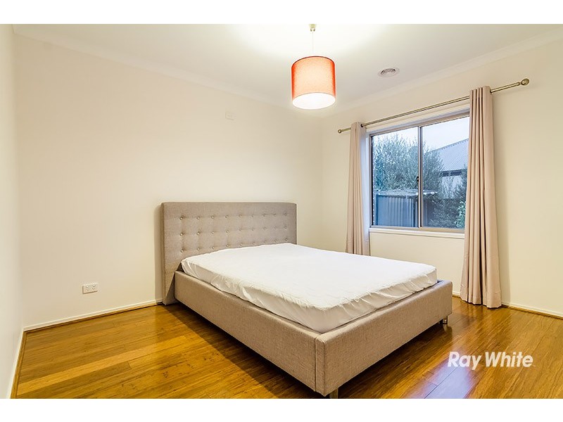 7 Morphetville Street, Clyde North VIC 3978