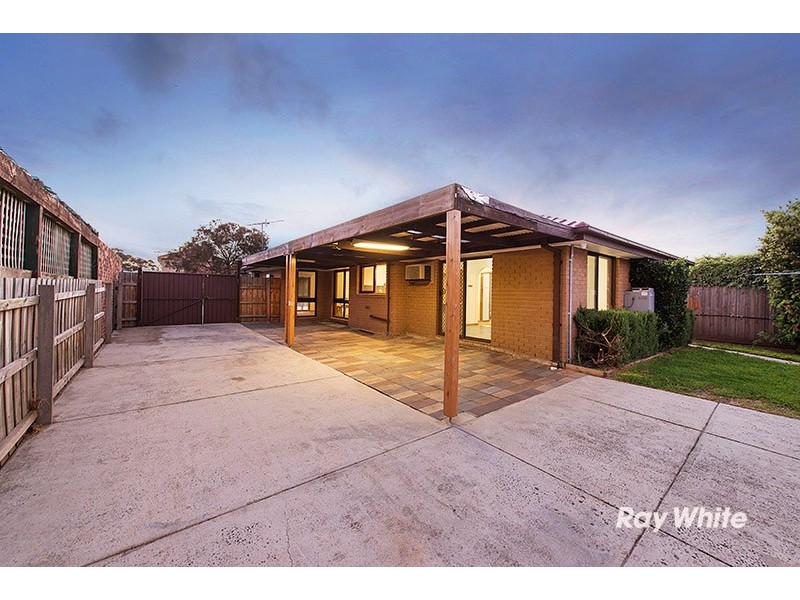 36 Marylyn Place, Cranbourne VIC 3977