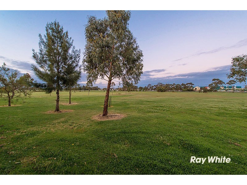 36 Marylyn Place, Cranbourne VIC 3977