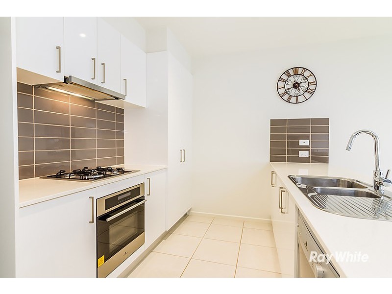 4 Woodright Circuit, Cranbourne VIC 3977