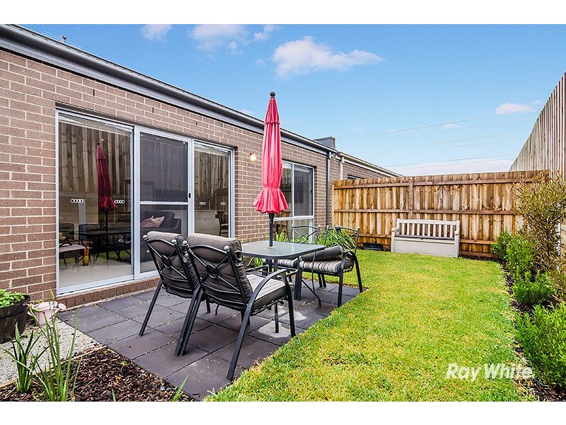 4 Woodright Circuit, Cranbourne VIC 3977