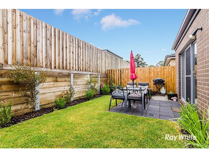 4 Woodright Circuit, Cranbourne VIC 3977