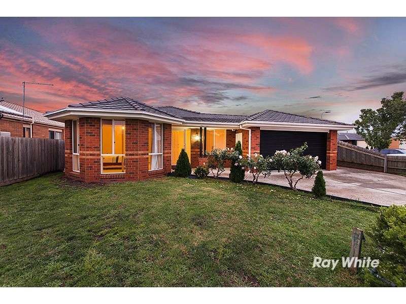 1 Kismet Close, Cranbourne West VIC 3977