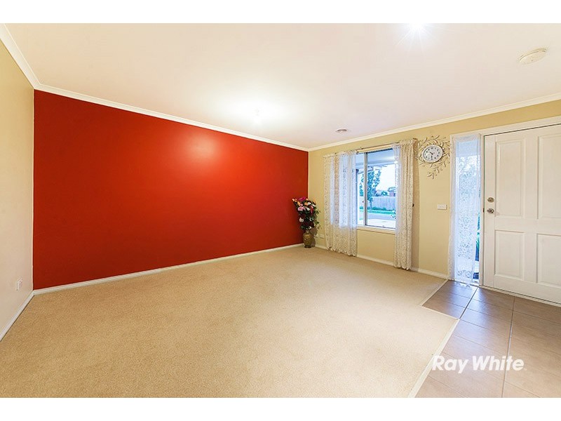 1 Kismet Close, Cranbourne West VIC 3977