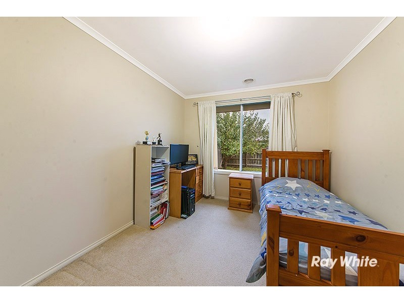 1 Kismet Close, Cranbourne West VIC 3977