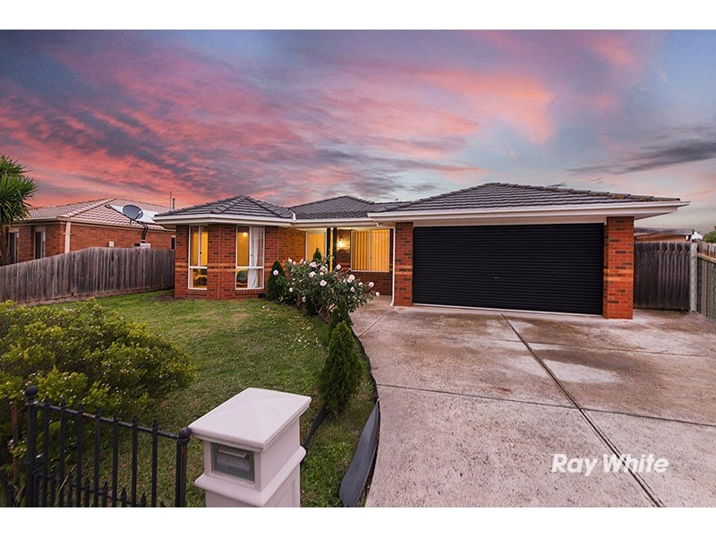 1 Kismet Close, Cranbourne West VIC 3977