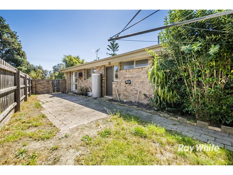 38 Harry Street, Cranbourne VIC 3977