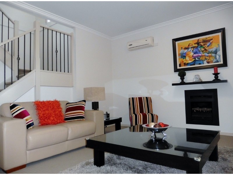 1/22 Paterson Drive, Lynbrook VIC 3975